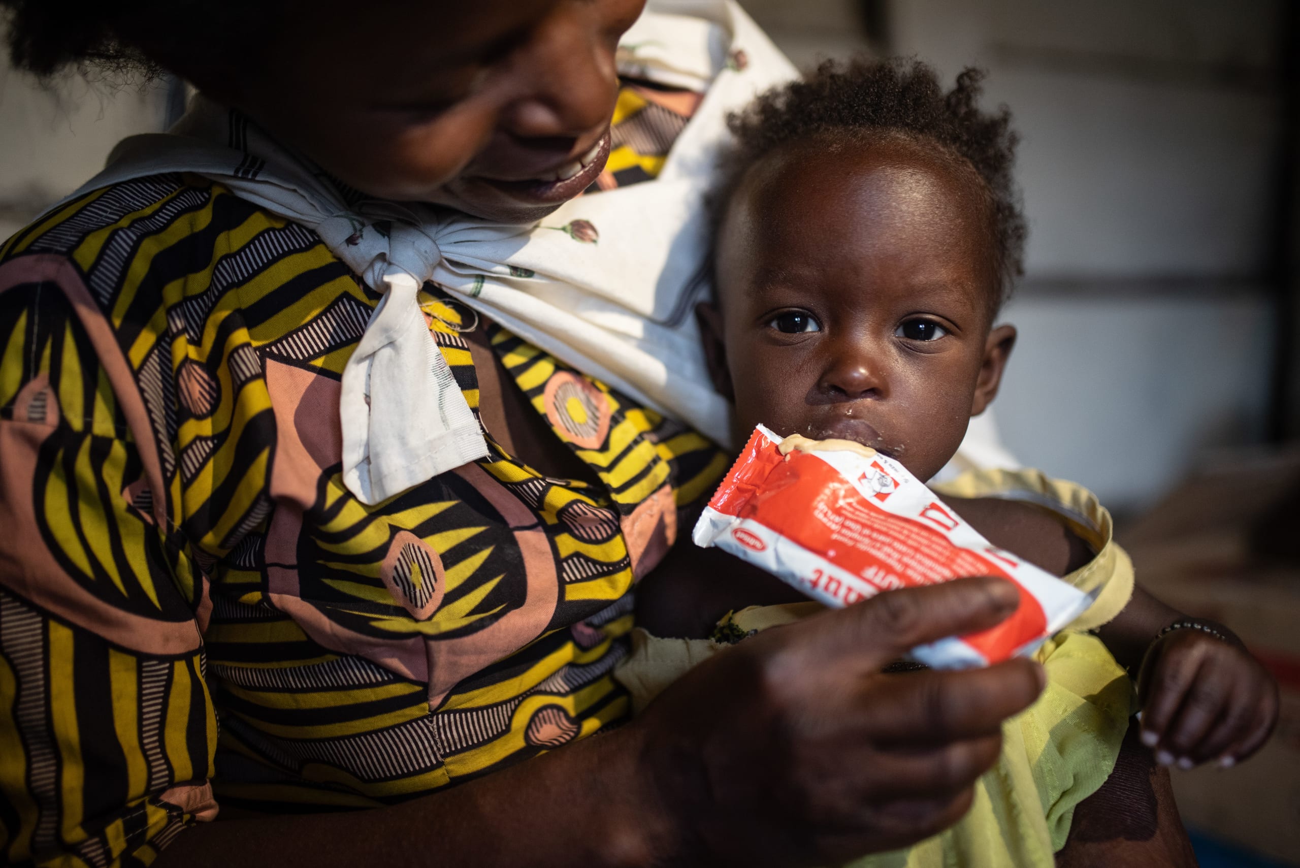 Nous aider, mère et fille
